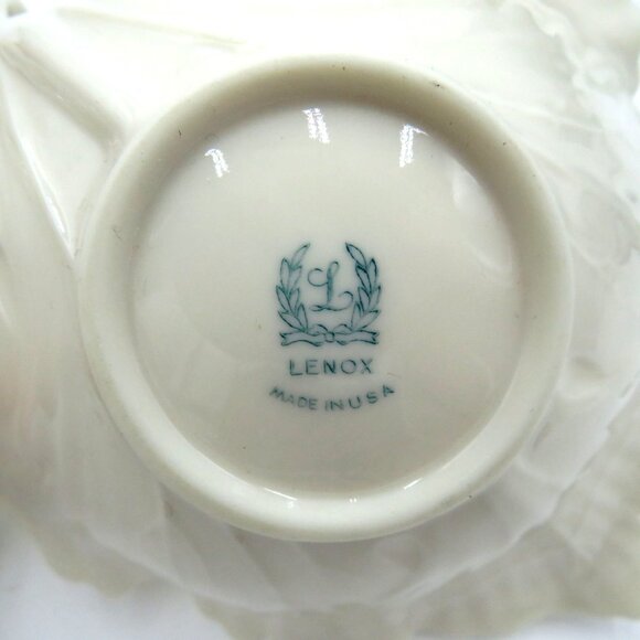 Lenox Bowl Candy Dish Cream Leaf Shaped Ceramic Divided Made in USA - Picture 9 of 9